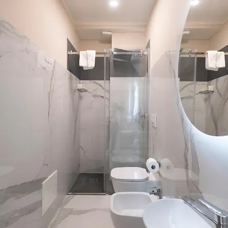 Aphrodite House 3*