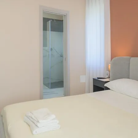 Bed & Breakfast Aphrodite House 3*