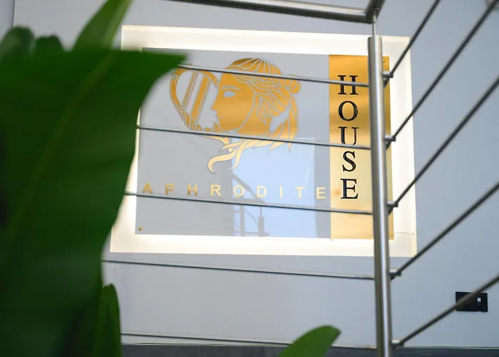 Aphrodite House Bed & Breakfast