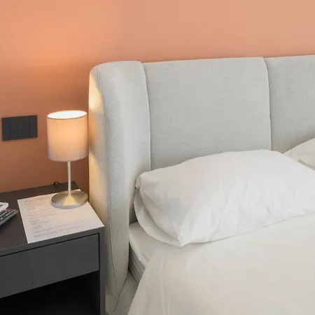 Bed & Breakfast Aphrodite House *